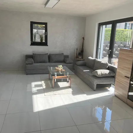 Moderne Im Kurort Tengen-neubau, Erstbezug Appartement Tengen